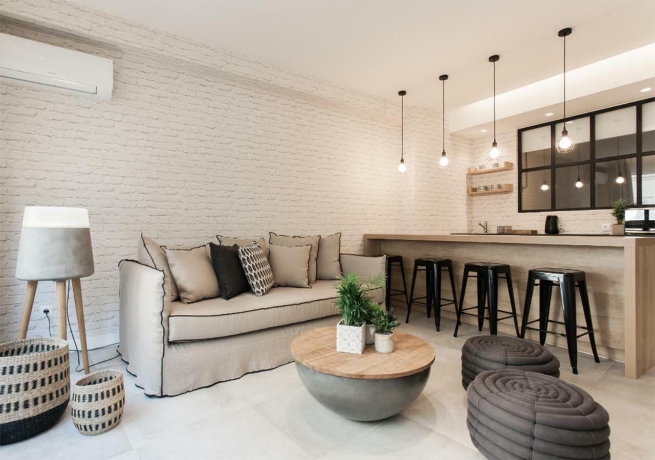 Designer Apartment - Stroll To The Acropolis Athen Eksteriør billede